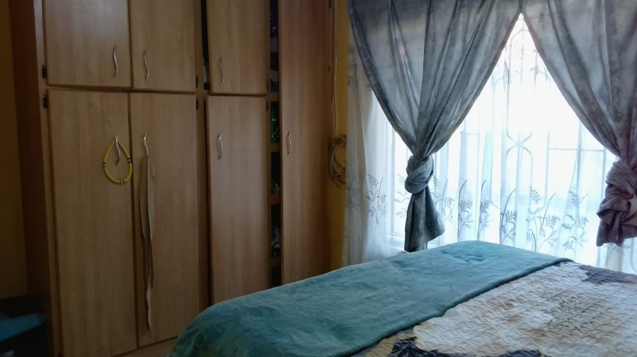 To Let 1 Bedroom Property for Rent in Tlhabane West North West